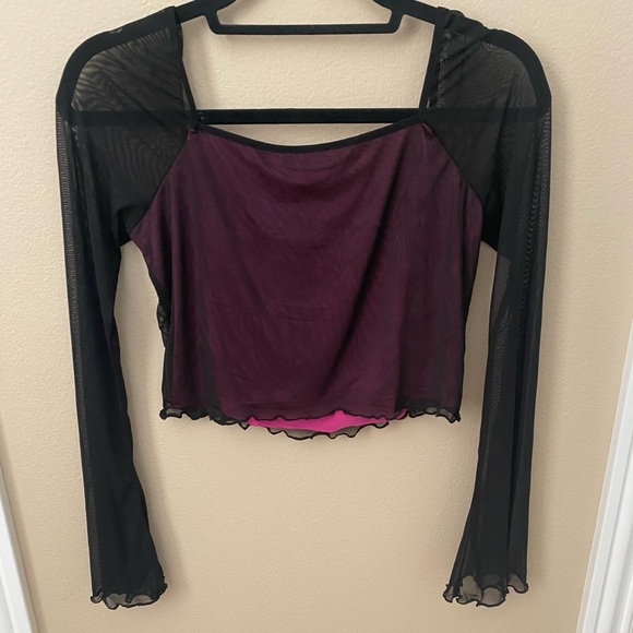 Cropped Mesh Top - Picture 7 of 7